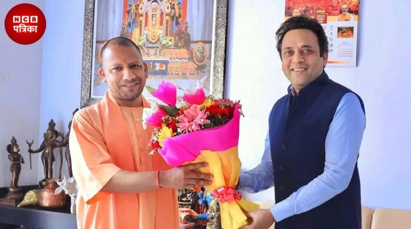 योगी सरकार ने किया बड़ा प्रशासनिक फेरबदल