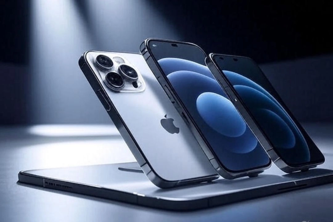 5 साल बाद बदला iPhone का लुक; iPhone 17 Pro और Pro Max की धांसू एंट्री!