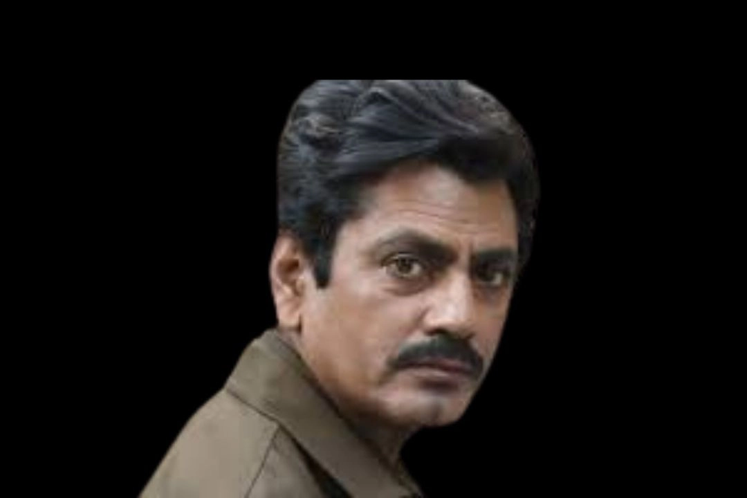 मां के गहने गिरवी रख बने वॉचमैन, 2 साल तक सब्जीवाले के सामने बने रहे अंधे!